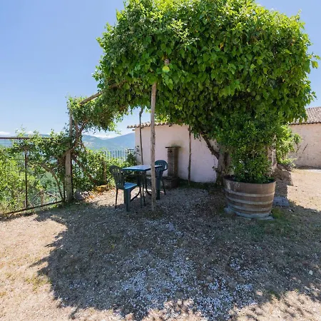 Hébergement de vacances Holiday Home In Sellano With Pool & Sun Terrace